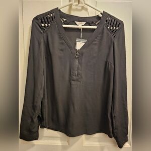 Chico's Black V-Neck Women's Top